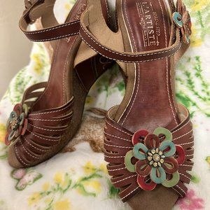 NEW W/O tags - L'Artiste by Spring Step Honie Pie Mye Leather Wedge Size EU 40